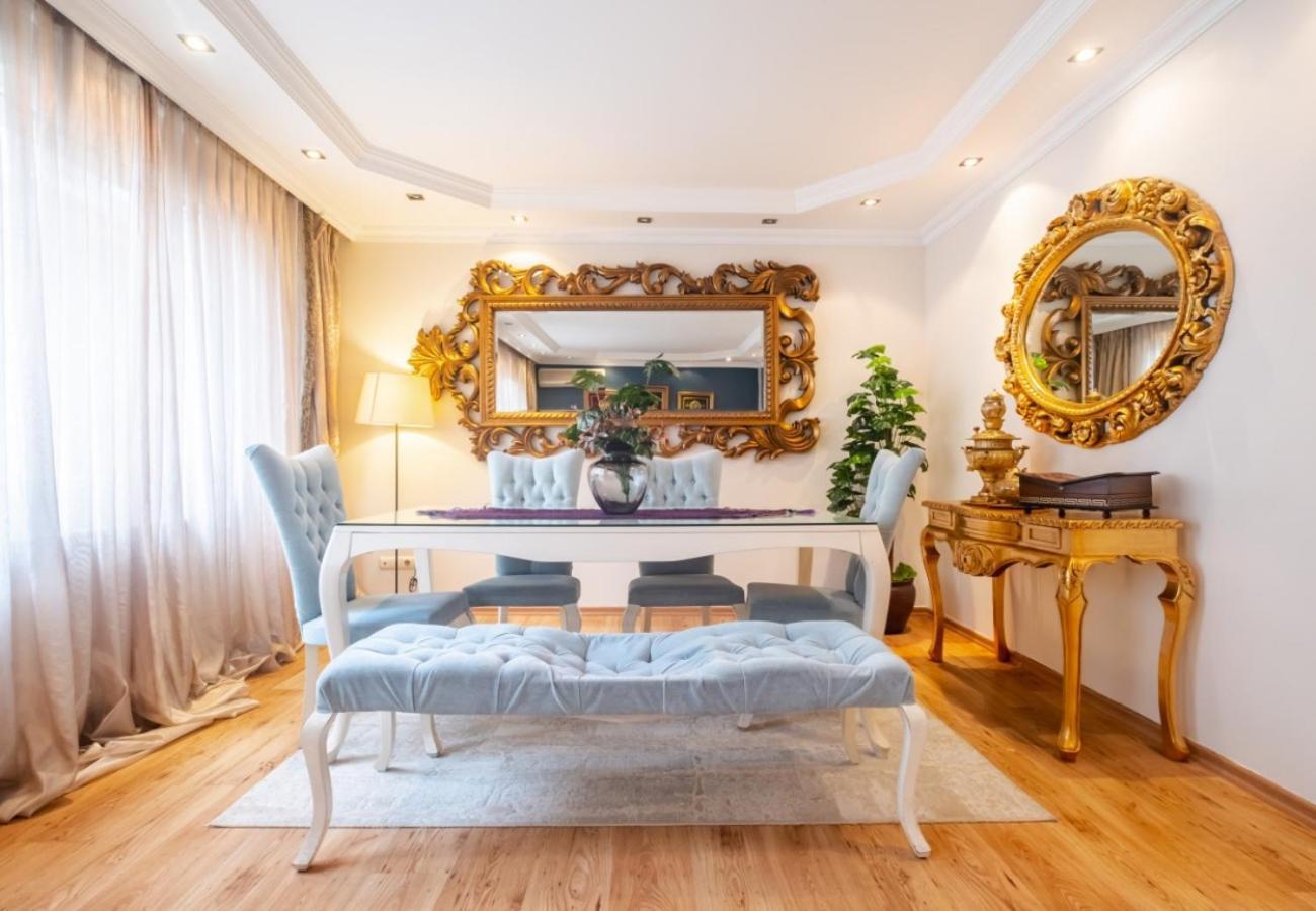 Exclusive Flat With Balcony In Nisantasi Apartment Istanbul Bagian luar foto