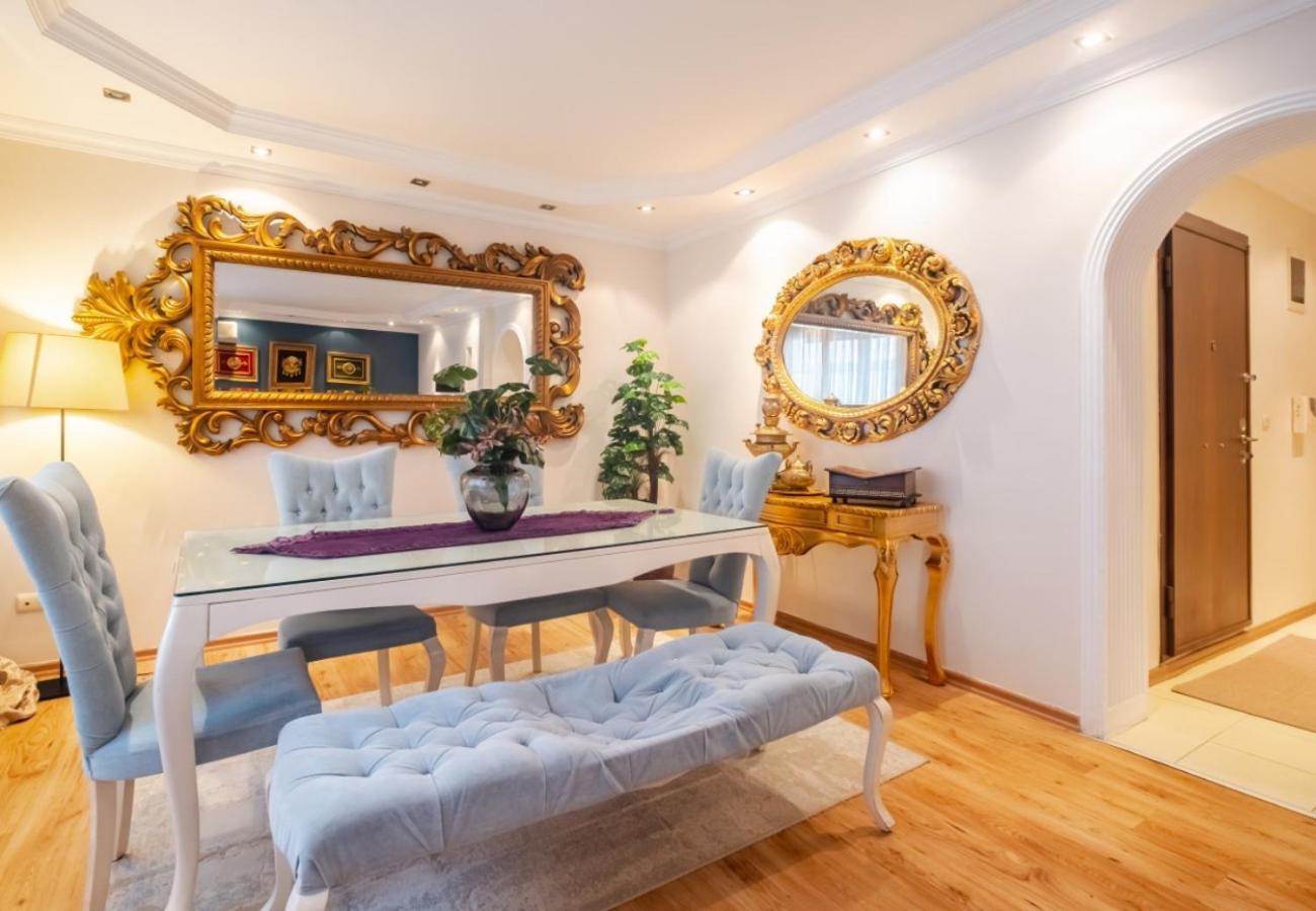 Exclusive Flat With Balcony In Nisantasi Apartment Istanbul Bagian luar foto