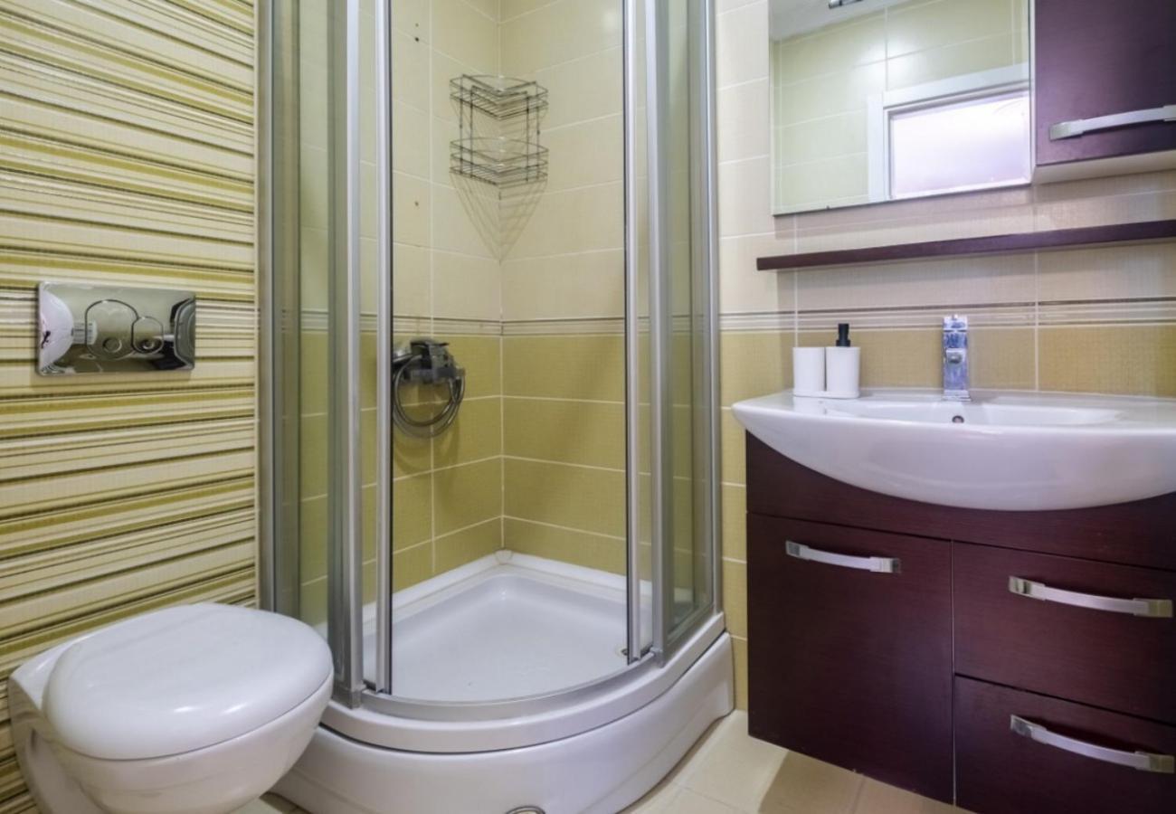 Exclusive Flat With Balcony In Nisantasi Apartment Istanbul Bagian luar foto