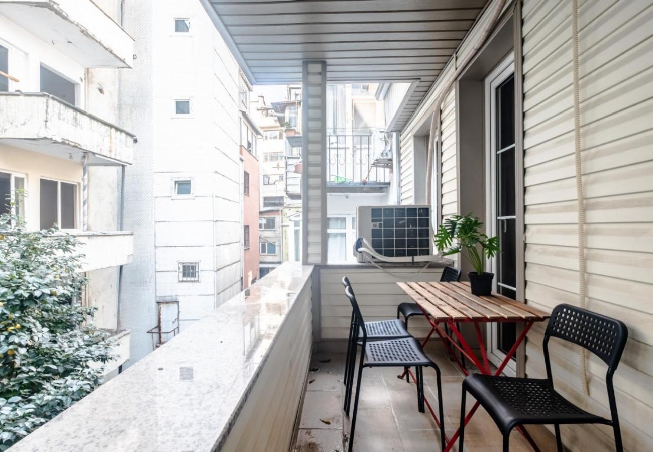 Exclusive Flat With Balcony In Nisantasi Apartment Istanbul Bagian luar foto