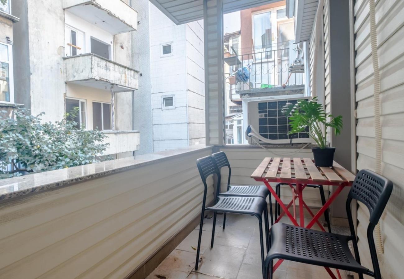 Exclusive Flat With Balcony In Nisantasi Apartment Istanbul Bagian luar foto